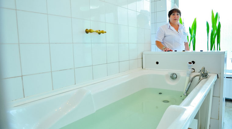 Минеральные лечебные ванны в санатории Виктория Кисловодска