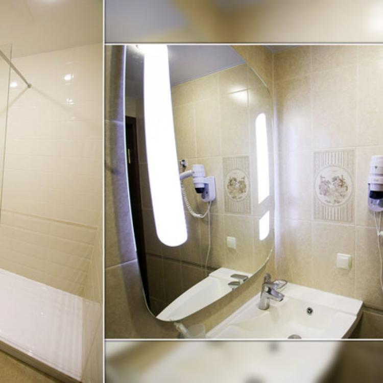Ванная комната в 2 местном 2 комнатном Повышенной Комфортности санатория Виктория в Кисловодске